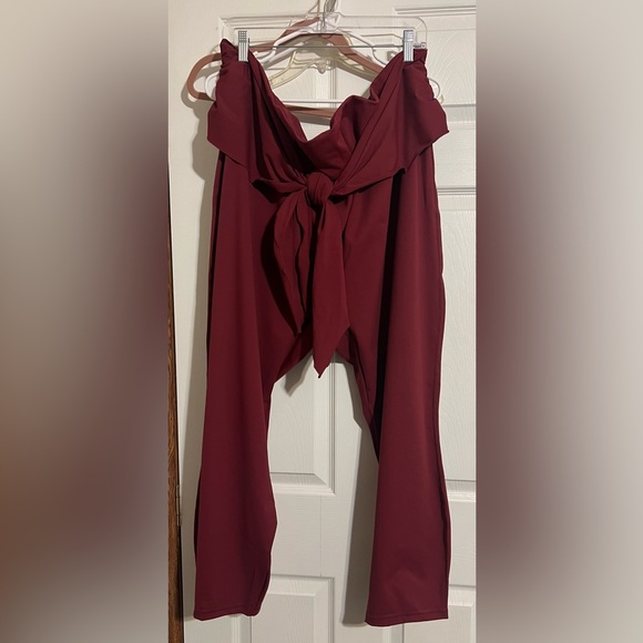 Zuda legging 5x with tie in front very soft NWOT burgundy - Picture 1 of 5
